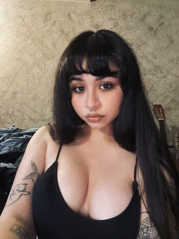 Full leaked Ewwasoto private onlyfans photo