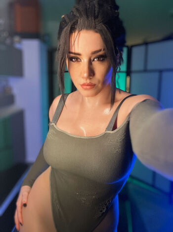 Full leaked Ezy summers cosplay private onlyfans photo