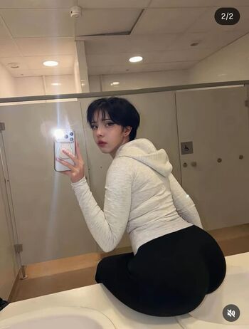 Full leaked Fily  page private onlyfans photo