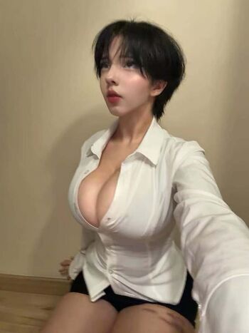 Full leaked Fily  page private onlyfans photo