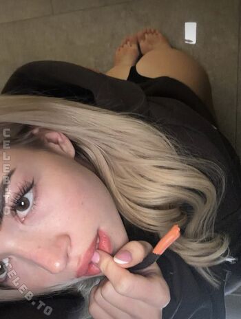 Full leaked Fabienne private onlyfans photo