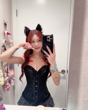 Full leaked Feicchiii private onlyfans photo