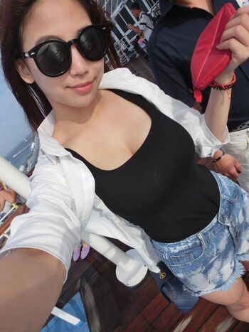 Full leaked Feifeihsieh private onlyfans photo