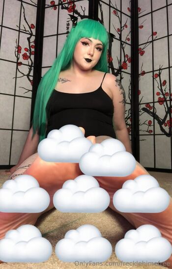 Full leaked Frecklehimefree private onlyfans photo