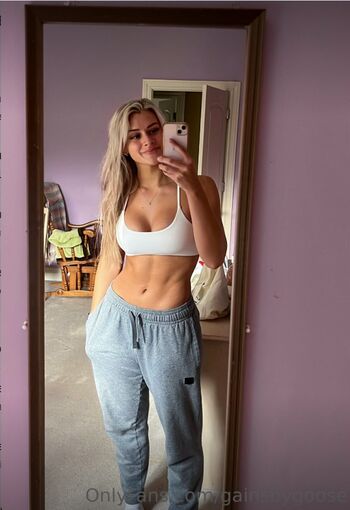 Full leaked Gainsbygoose private onlyfans photo
