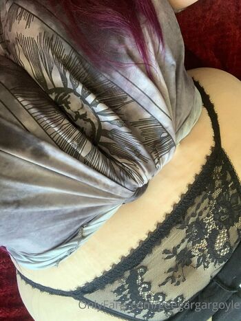 Full leaked Geegargargoyle private onlyfans photo