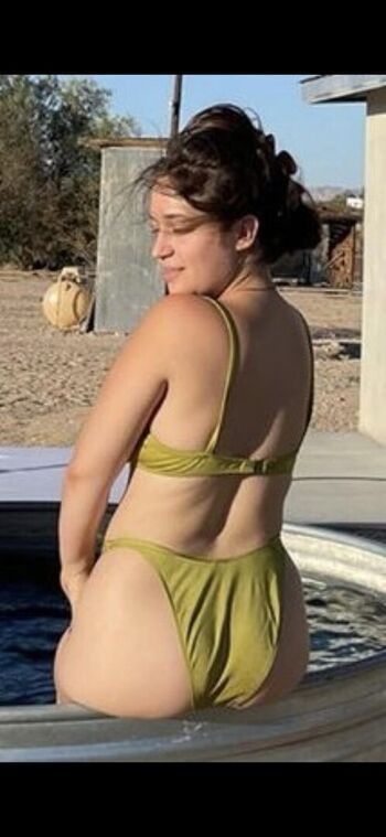 Full leaked Gideon adlon private onlyfans photo