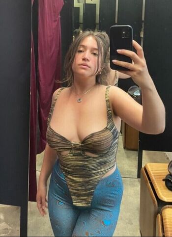 Full leaked Gideon adlon private onlyfans photo