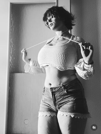 Glossygirl093