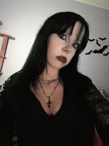 Full leaked Gothikbat private onlyfans photo