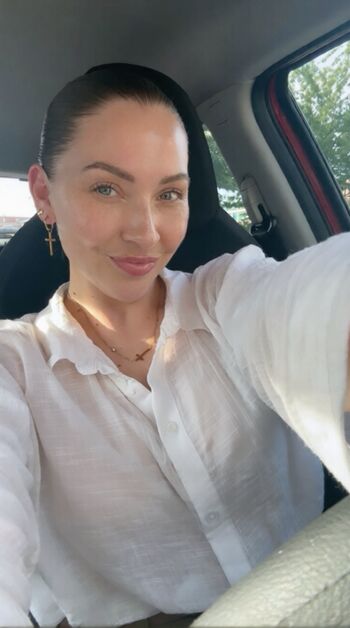 Full leaked Gracie lewis page private onlyfans photo