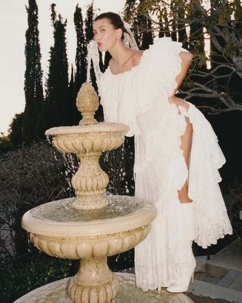 Full leaked Hailey baldwin bieber private onlyfans photo