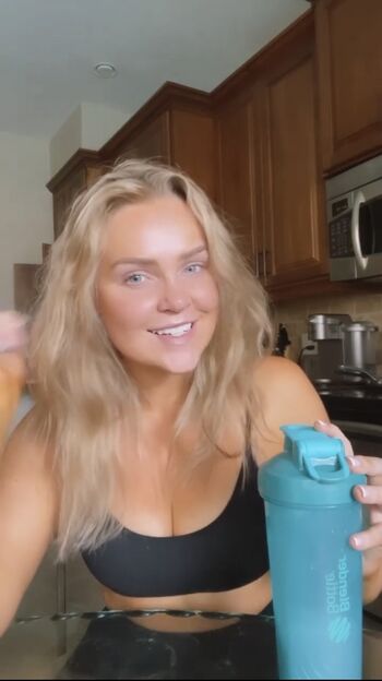 Full leaked Hailey malles private onlyfans photo