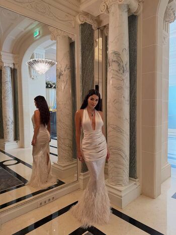 Full leaked Hande ercel private onlyfans photo