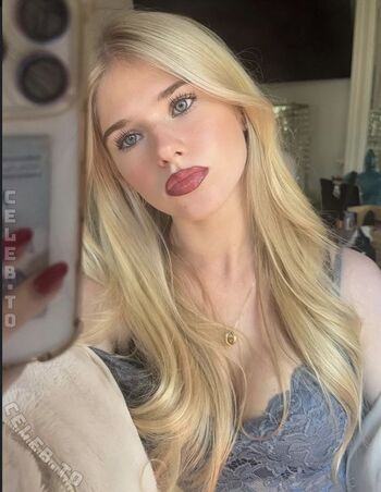 Full leaked Hannahanderrson private onlyfans photo