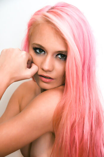 Full leaked Hannahdoll private onlyfans photo