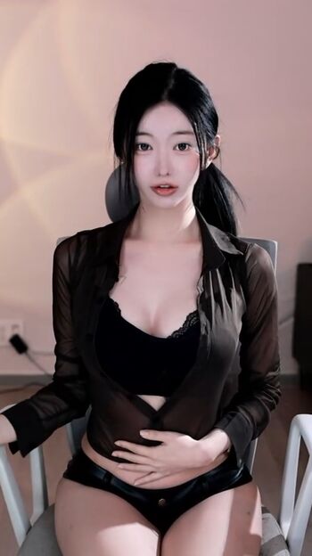 Full leaked Haxxnini private onlyfans photo