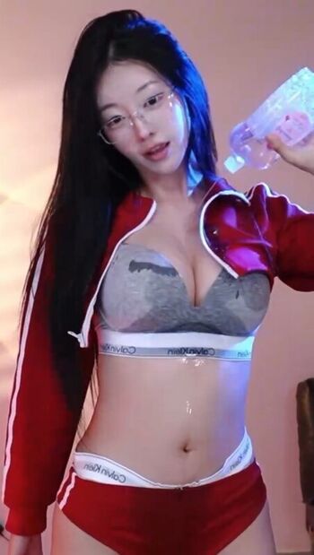 Full leaked Haxxnini private onlyfans photo