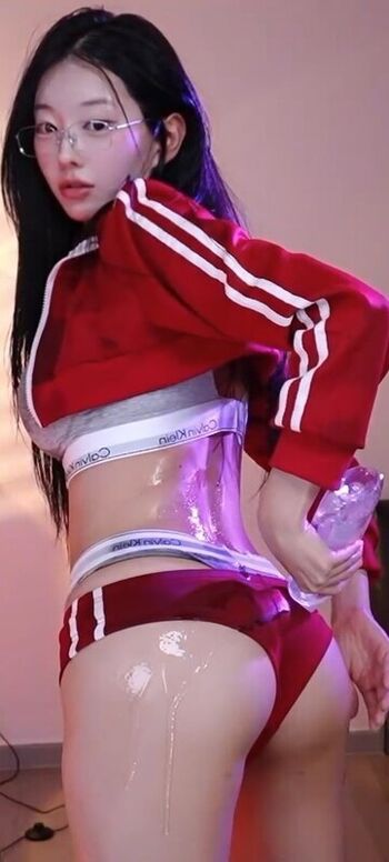 Full leaked Haxxnini private onlyfans photo