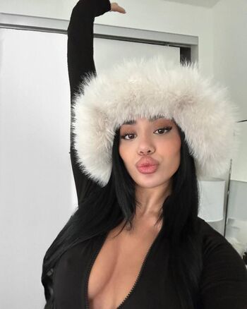 Full leaked Hazelselin private onlyfans photo