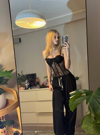 Full leaked Hefxtom private onlyfans photo