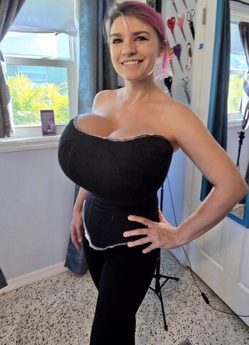 Full leaked Heidi corinne private onlyfans photo