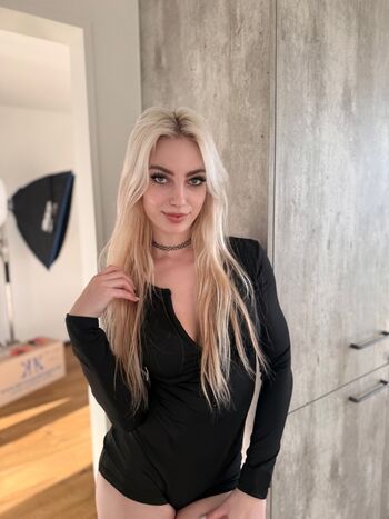 Full leaked Helenakingsoul private onlyfans photo