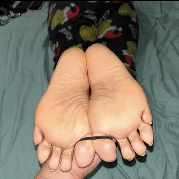 Full leaked Hellovivifeet private onlyfans photo