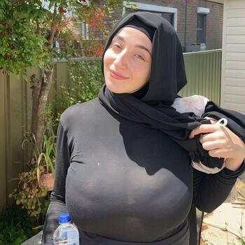 Full leaked Hijab on page private onlyfans photo