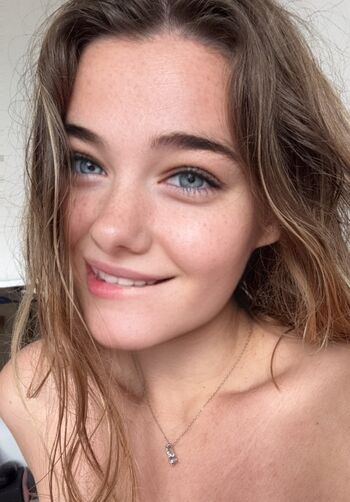 Full leaked Hildefrench private onlyfans photo