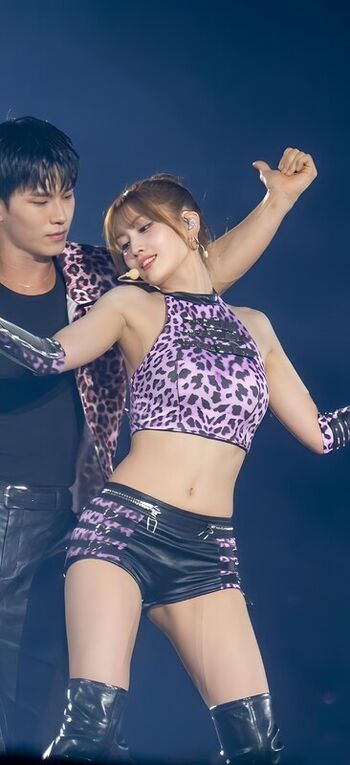 Hirai Momo