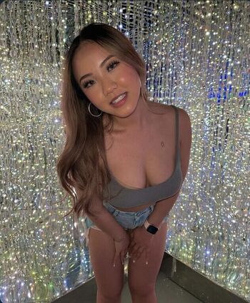 Full leaked Hmong lysia lee private onlyfans photo