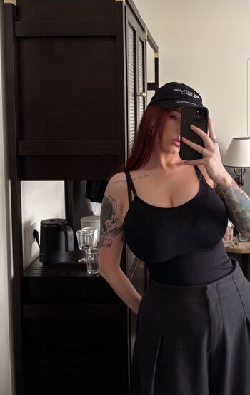 Full leaked Hollie rutter private onlyfans photo
