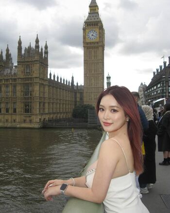 Full leaked Holly shu private onlyfans photo