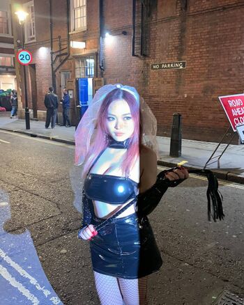 Full leaked Holly shu private onlyfans photo