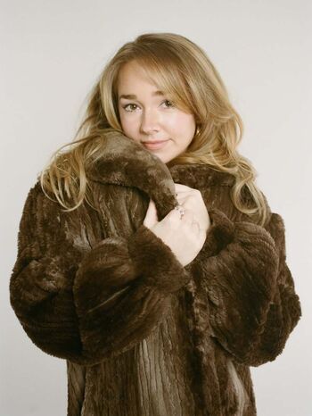 Full leaked Holly taylor private onlyfans photo