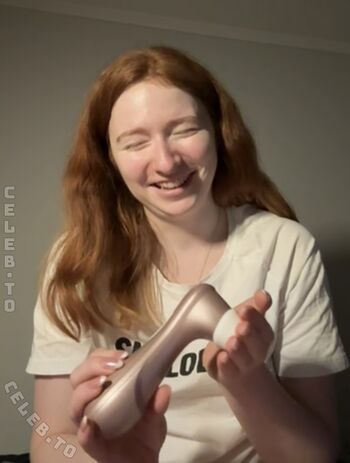 Full leaked Honeybunny private onlyfans photo