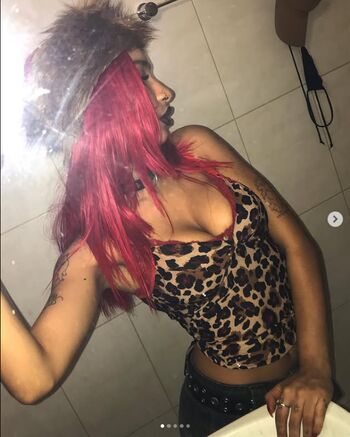 Full leaked Httvitoria private onlyfans photo