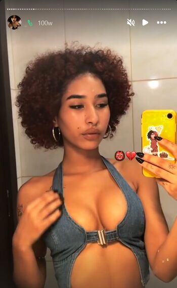 Full leaked Httvitoria private onlyfans photo