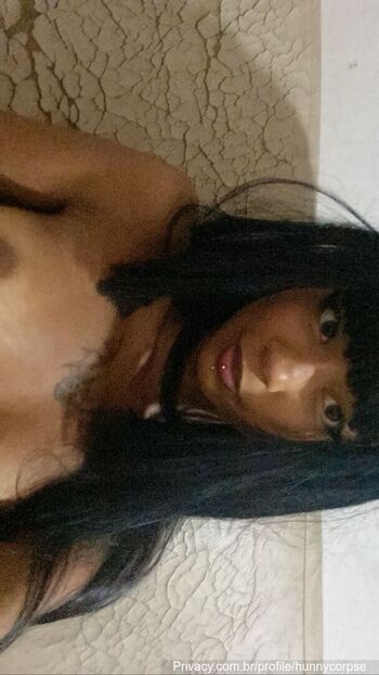 Full leaked Hunnycorpse private onlyfans photo