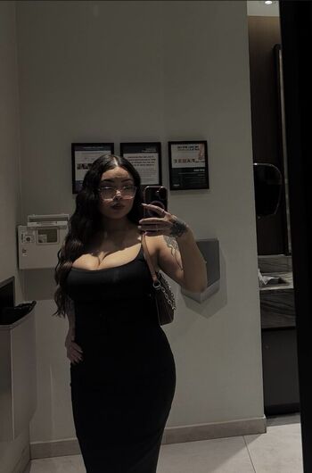 Full leaked Hvvrmonyy private onlyfans photo