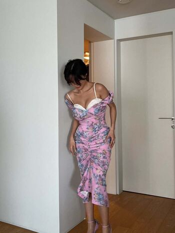 Full leaked Hwasa private onlyfans photo