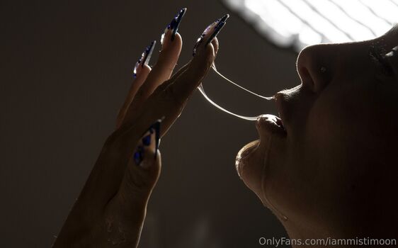 Full leaked Iammistimoon private onlyfans photo