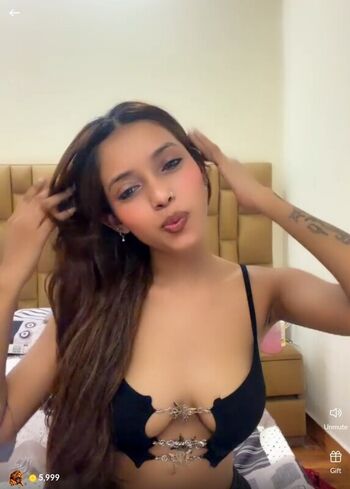 Full leaked Indian tango girls private onlyfans photo