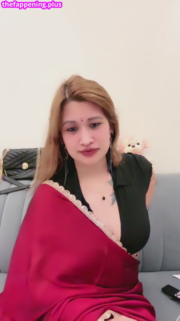 Indian Tango Girls