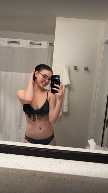 Full leaked Indieellis private onlyfans photo