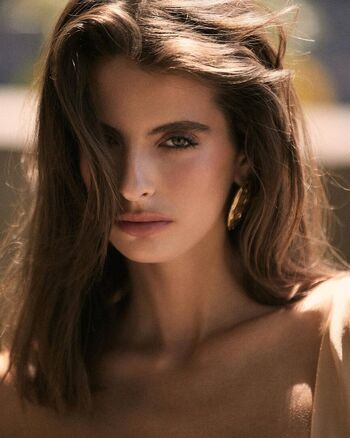 Inès Marie Carreau