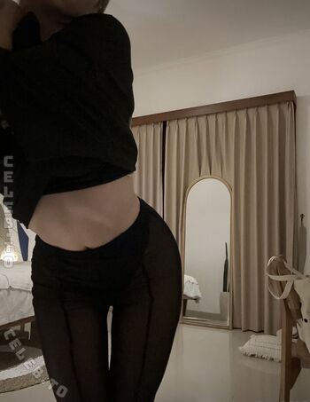 Full leaked Inspiredbydzeni private onlyfans photo