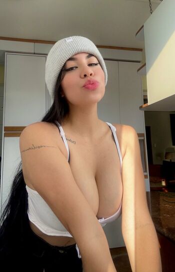 Full leaked Intrusaaa private onlyfans photo