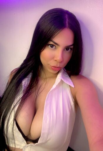 Full leaked Intrusaaa private onlyfans photo